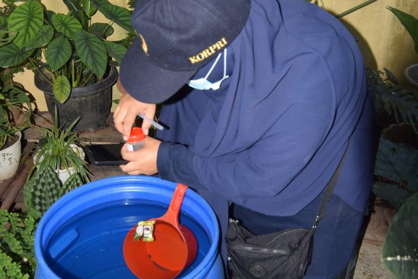 Survei Jentik dan Kualitas Air Rumah Tangga